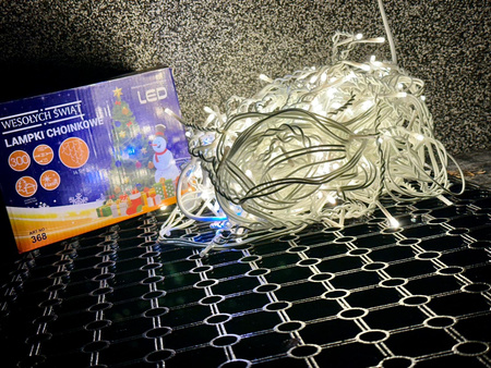 DECORLIGHT™ SOPLE 500LED ZEWNĘTRZNE NA GRUBYM KABLU BARWA CIEPŁA + FLASH 23.5M
